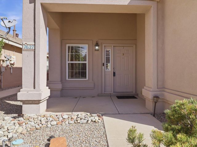7627 Ramona Avenue NW, Albuquerque, NM 87114