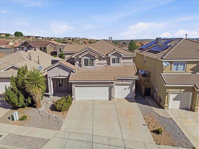 7627 Ramona Avenue NW, Albuquerque, NM 87114