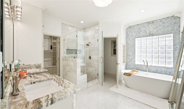 5902 Woodmere Dr, Corpus Christi, TX 78414