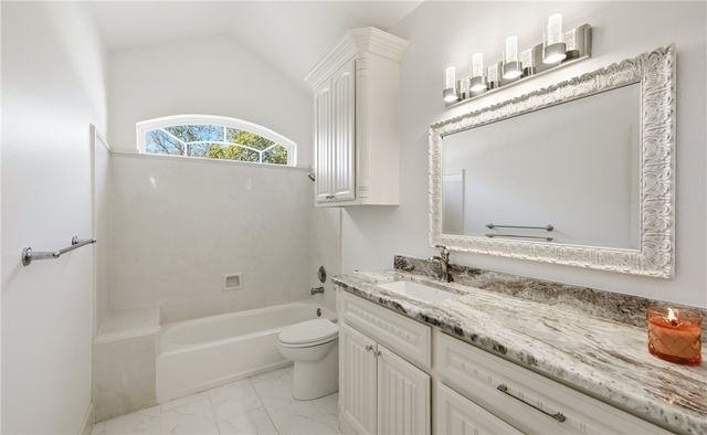 5902 Woodmere Dr, Corpus Christi, TX 78414