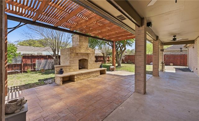 5902 Woodmere Dr, Corpus Christi, TX 78414