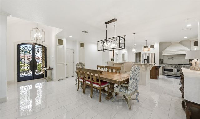 5902 Woodmere Dr, Corpus Christi, TX 78414