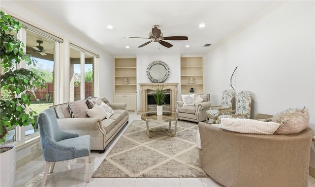 5902 Woodmere Dr, Corpus Christi, TX 78414