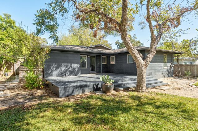 1303 Glencrest DR, Austin, TX 78723