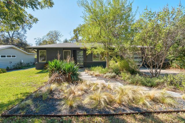 1303 Glencrest DR, Austin, TX 78723