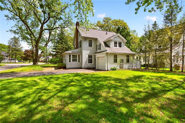 3497 Saint Paul Boulevard, Irondequoit, NY 14617