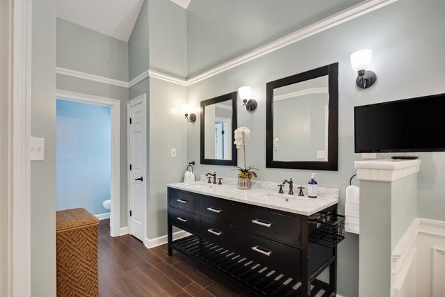 8701 MAPLE CREEK CV, Germantown, TN 38139