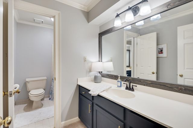 8701 MAPLE CREEK CV, Germantown, TN 38139