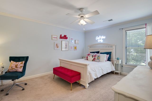 8701 MAPLE CREEK CV, Germantown, TN 38139