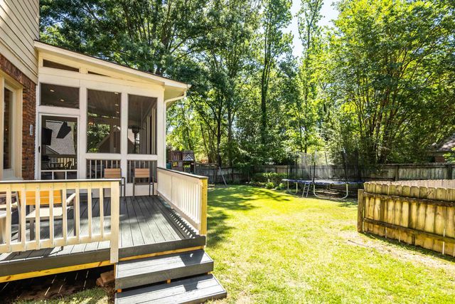 8701 MAPLE CREEK CV, Germantown, TN 38139