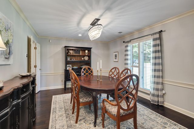 8701 MAPLE CREEK CV, Germantown, TN 38139