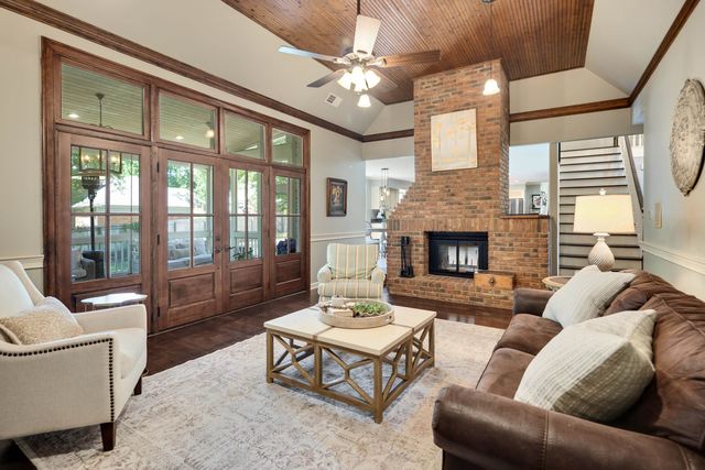 8701 MAPLE CREEK CV, Germantown, TN 38139