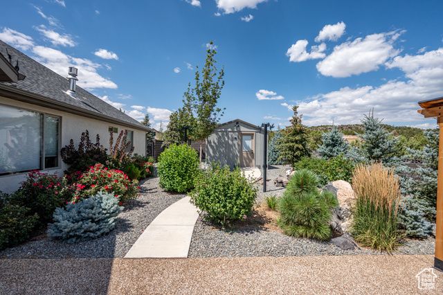 2085 S EAGLE LOOP, Cedar City, UT 84720