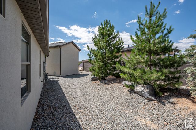2085 S EAGLE LOOP, Cedar City, UT 84720