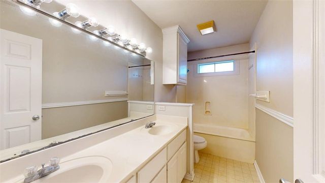 235 Stuttgart Circle, College Station, TX 77845