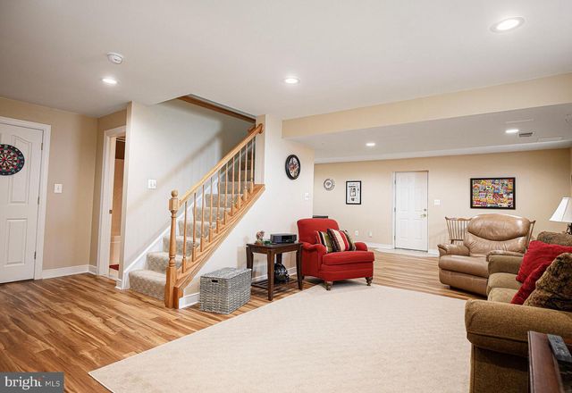 2207 QUEENSBURY DR, Fallston, MD 21047