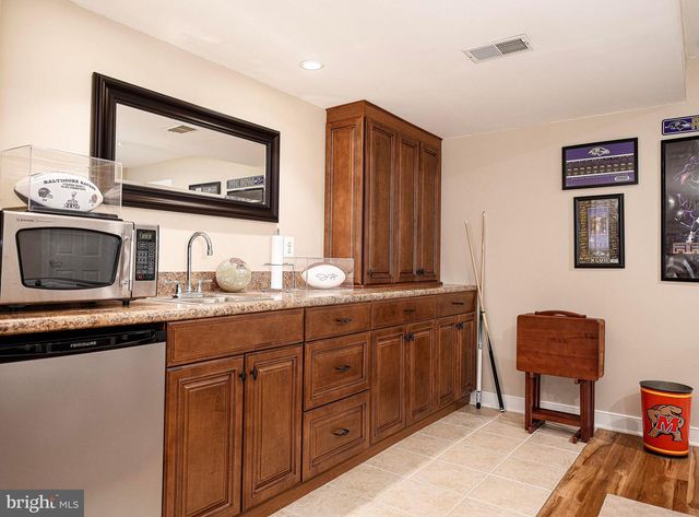 2207 QUEENSBURY DR, Fallston, MD 21047