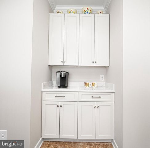 2207 QUEENSBURY DR, Fallston, MD 21047