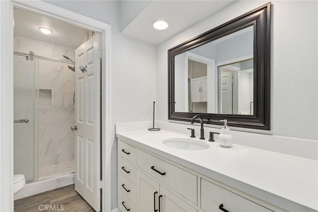 27841 Persimmon 44, Mission Viejo, CA 92691