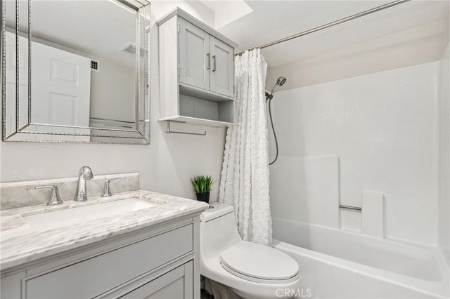 27841 Persimmon 44, Mission Viejo, CA 92691