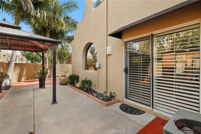 27841 Persimmon 44, Mission Viejo, CA 92691