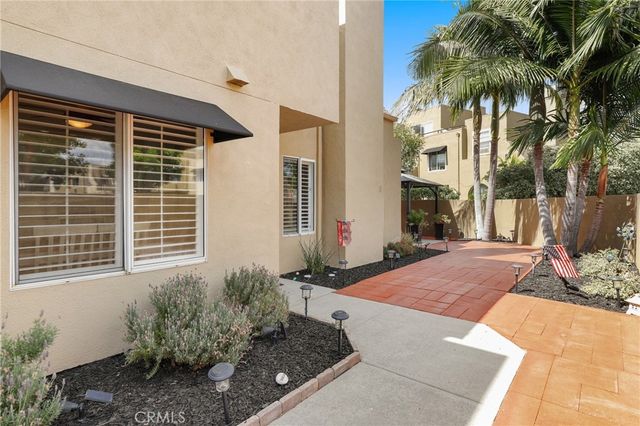 27841 Persimmon 44, Mission Viejo, CA 92691