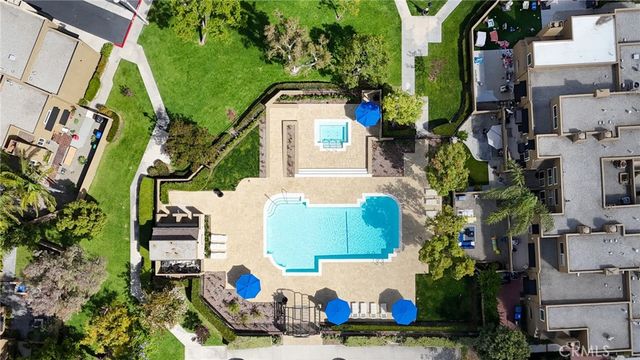 27841 Persimmon 44, Mission Viejo, CA 92691