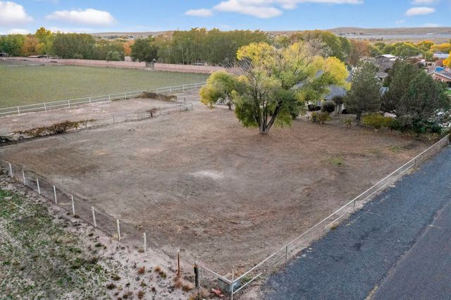 2608 Garner Road SW, Albuquerque, NM 87105