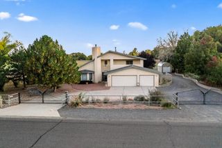 2608 Garner Road SW, Albuquerque, NM 87105