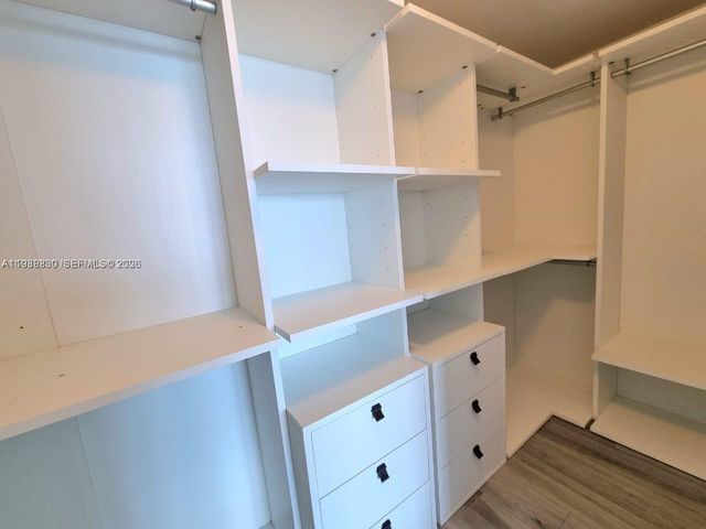 3131 NE 7th Ave 1703, Miami, FL 33137