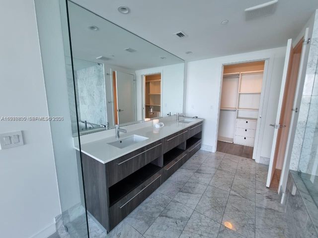 3131 NE 7th Ave 1703, Miami, FL 33137