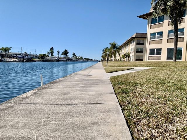 4678 MARINE PARKWAY 305, New Port Richey, FL 34652