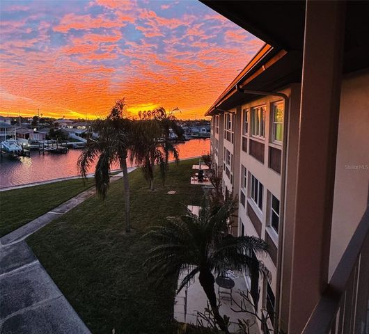 4678 MARINE PARKWAY 305, New Port Richey, FL 34652