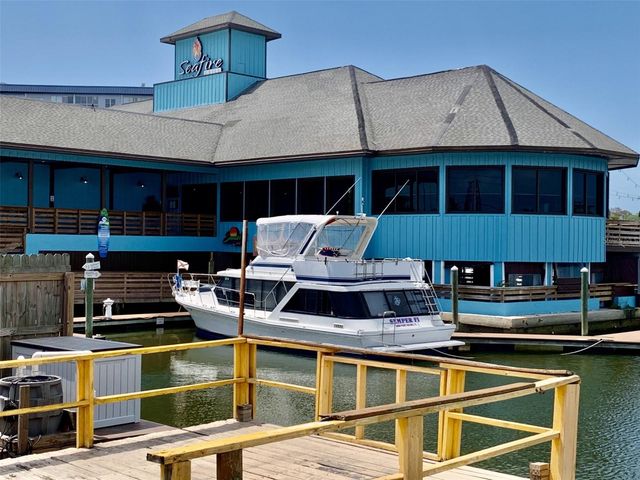 4678 MARINE PARKWAY 305, New Port Richey, FL 34652