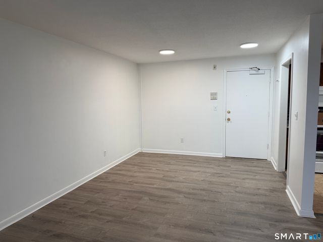 140 Kane Street C1, West Hartford, CT 06119