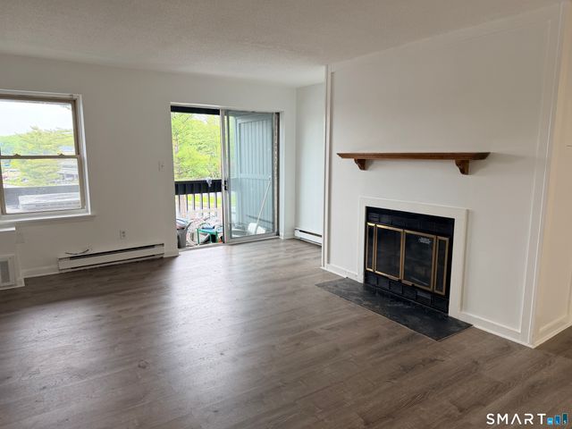 140 Kane Street C1, West Hartford, CT 06119