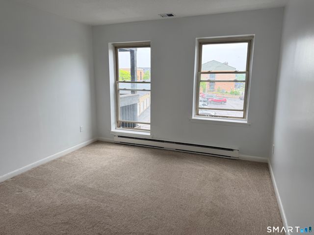 140 Kane Street C1, West Hartford, CT 06119