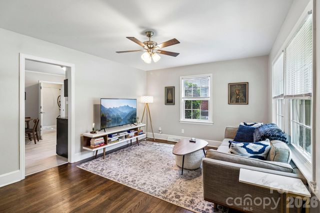 2809 Albany Lane, Charlotte, NC 28205
