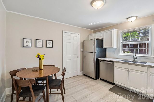 2809 Albany Lane, Charlotte, NC 28205