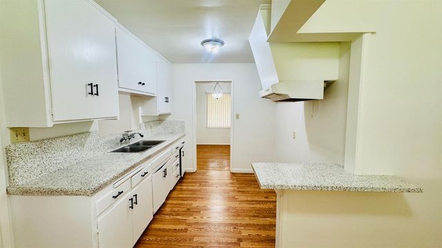 3160 Terrel Court, Bakersfield, CA 93304