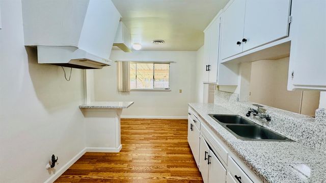 3160 Terrel Court, Bakersfield, CA 93304