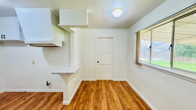 3160 Terrel Court, Bakersfield, CA 93304