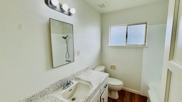 3160 Terrel Court, Bakersfield, CA 93304