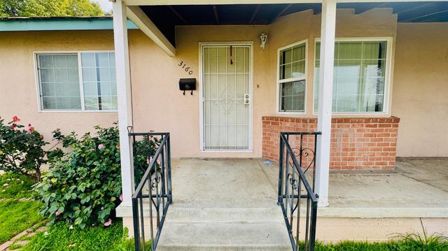 3160 Terrel Court, Bakersfield, CA 93304