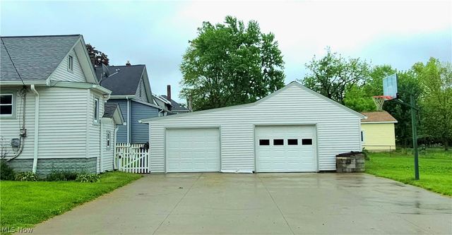 821 Cleveland Road, Ravenna, OH 44266