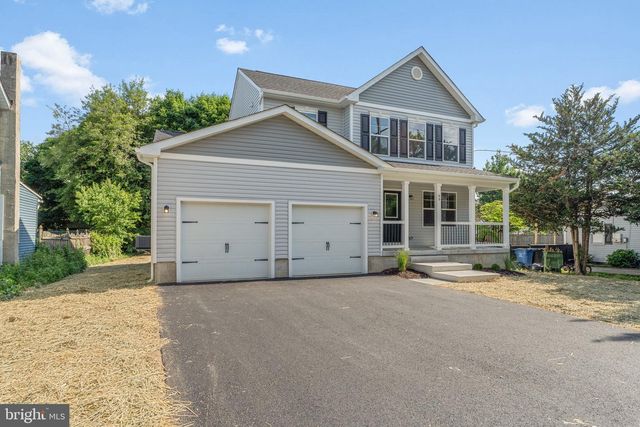 69 MAIN ST, Bridgeport, NJ 08014
