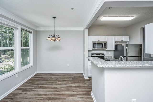 2128 Chatelain Way, Mount Pleasant, SC 29464