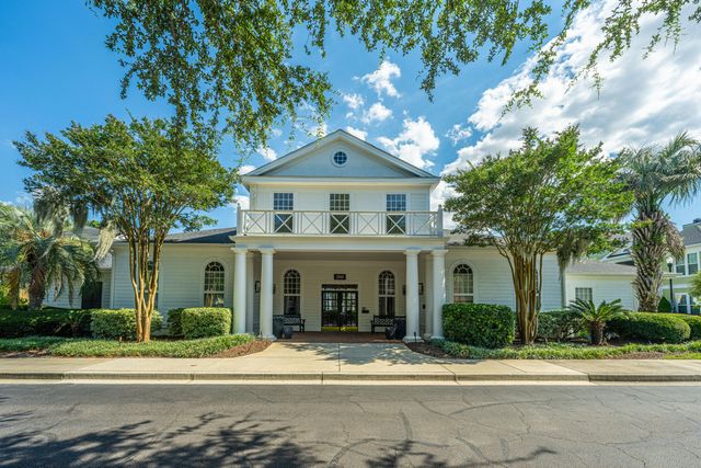2128 Chatelain Way, Mount Pleasant, SC 29464