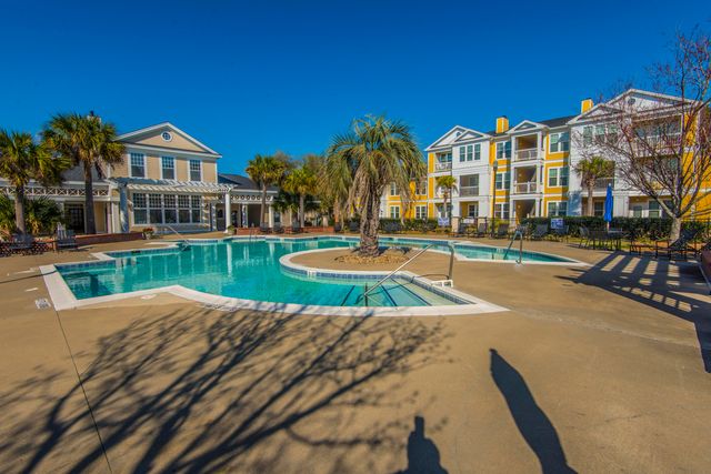 2128 Chatelain Way, Mount Pleasant, SC 29464