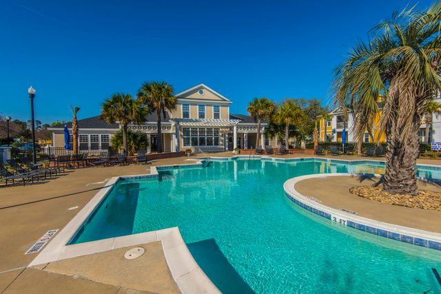 2128 Chatelain Way, Mount Pleasant, SC 29464